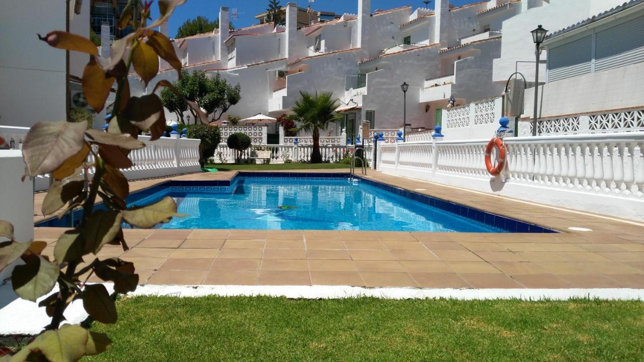 Adosado Puerto Marina Villa Torremolinos Bagian luar foto